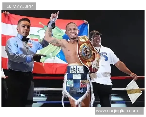 尤班克对决强敌展现拳坛魅力精彩赛事引发拳迷热议 尤班克对决强敌展现拳坛魅力精彩赛事引发拳迷热议